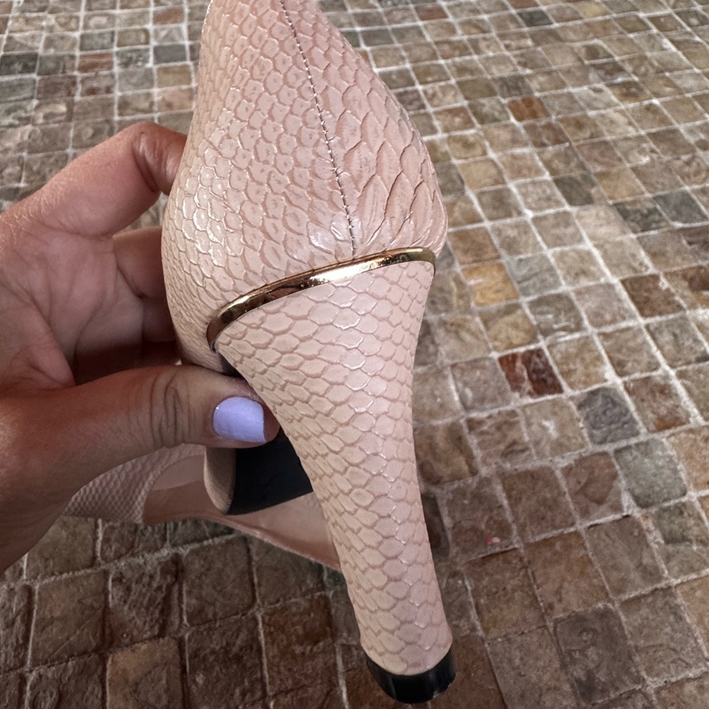 Heels - Picture 10 of 10